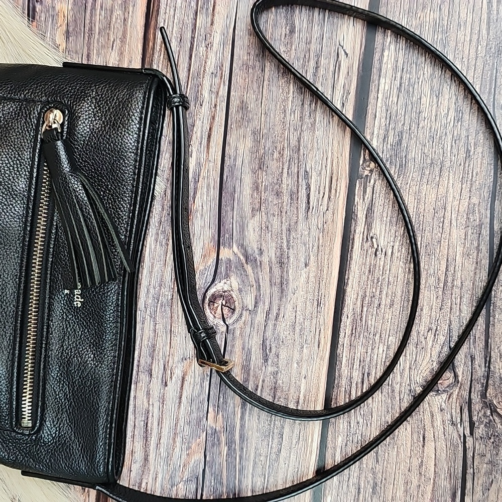 KATE SPADE CHESTER STREET DESSI BLACK PEBBLED LEATHER ADJUSTABLE CROSSBODY BAG - Picture 13 of 16